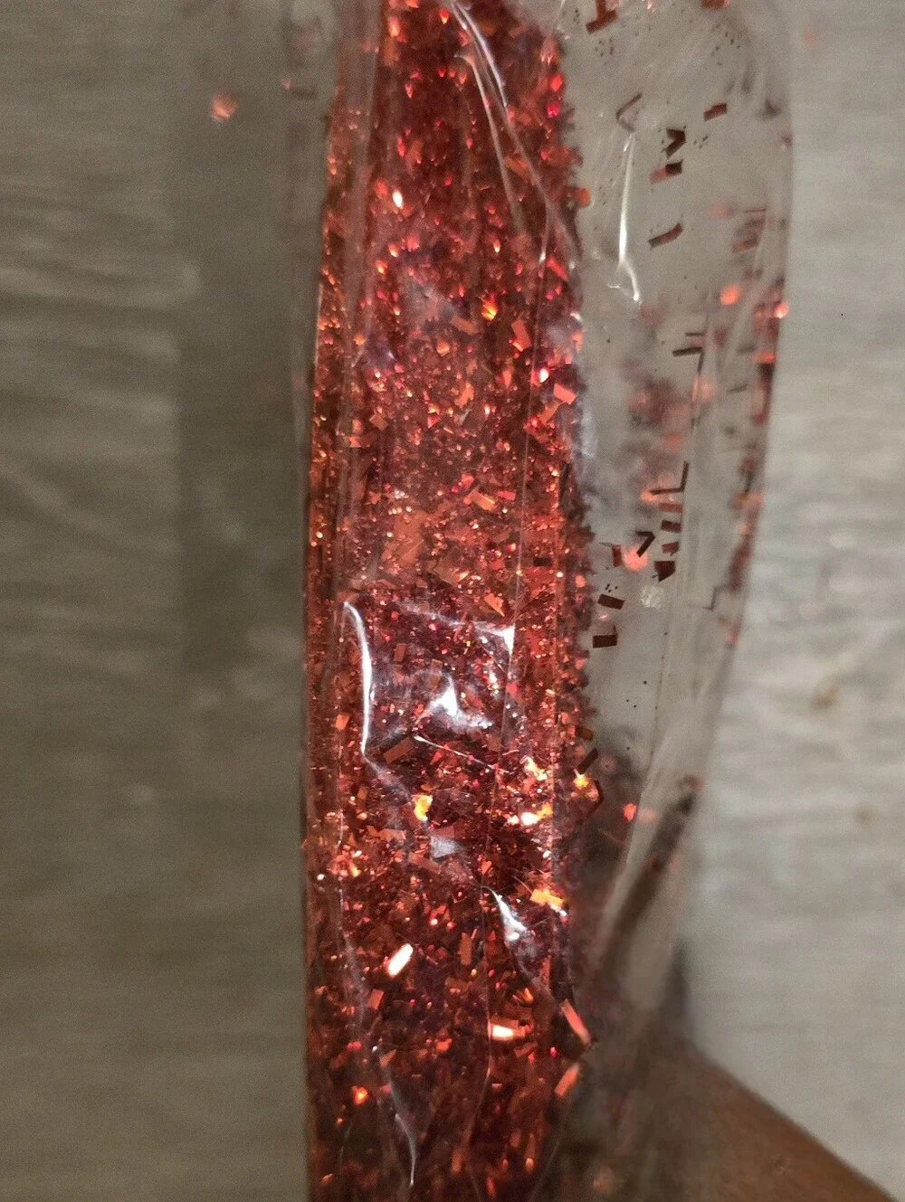 Source Unknown red displays